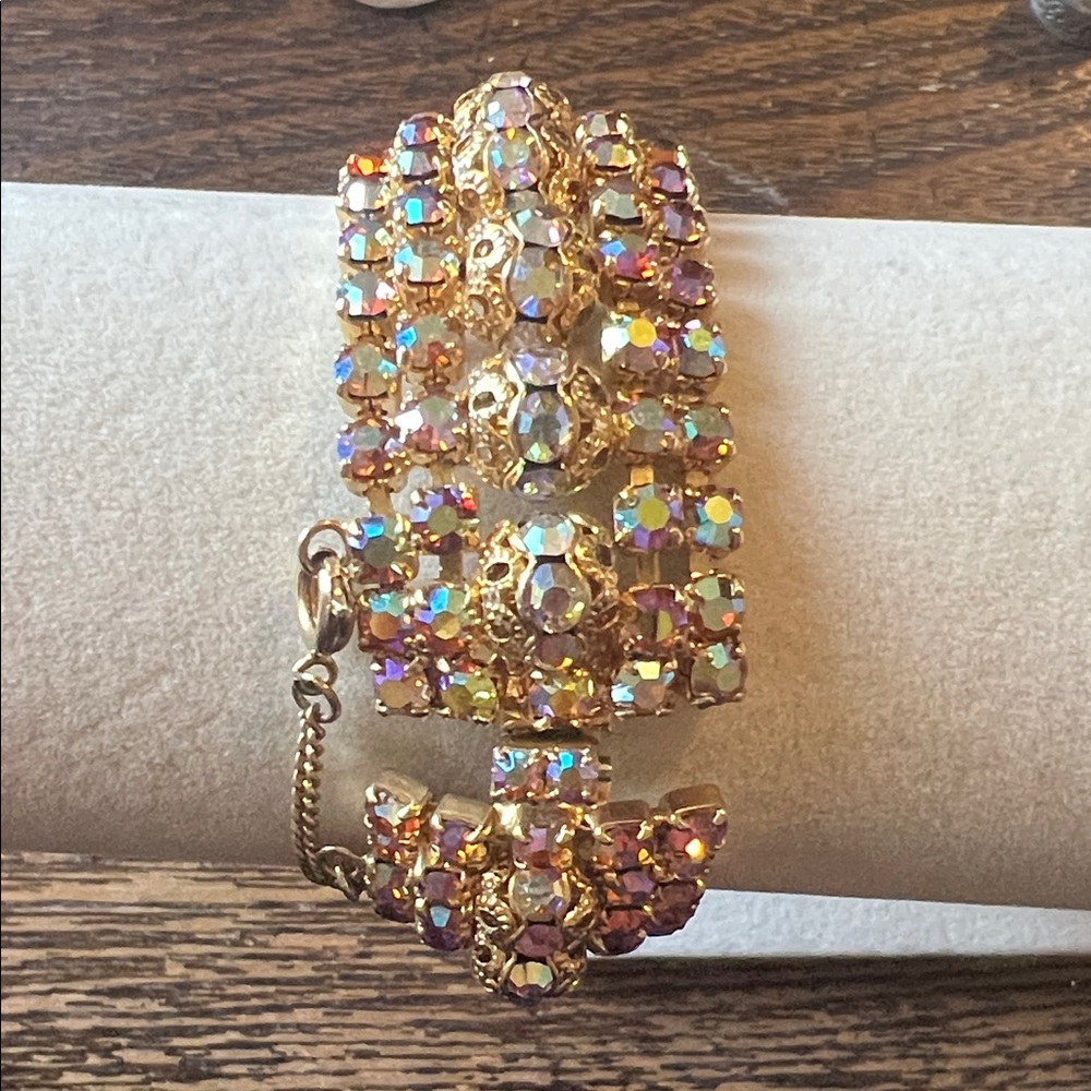 Stunning Vintage Aurora Borealis Crystal Gold plated AB bracelet unsigned
